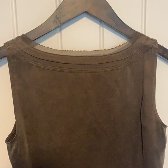 NWT Eddie Bauer 100% Silk Sleeveless Brown Relaxed Slip V Neck Top XSmall - Picture 5 of 12